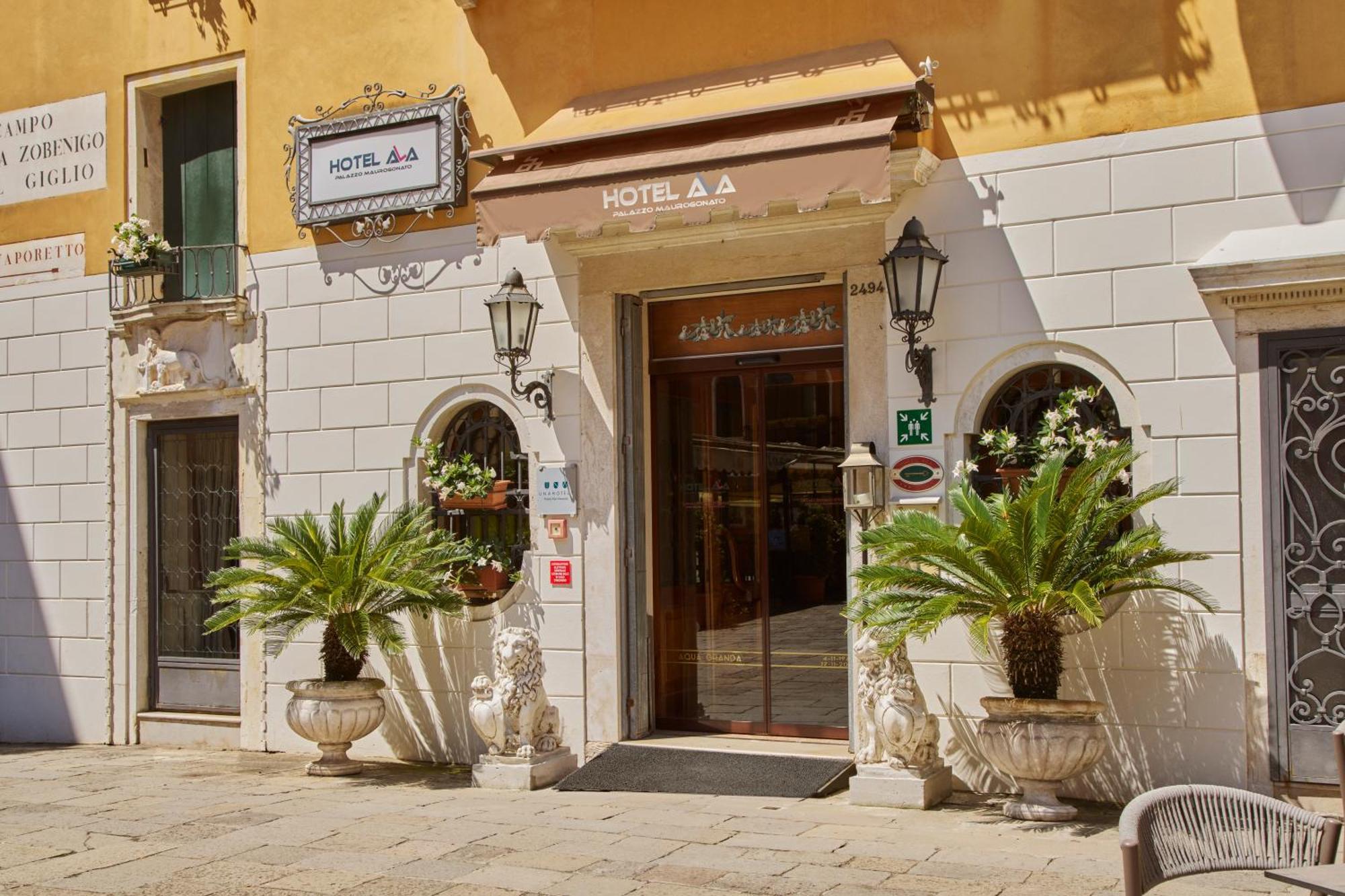 Unahotels Ala Venezia-Adults 16 Veneza Exterior foto