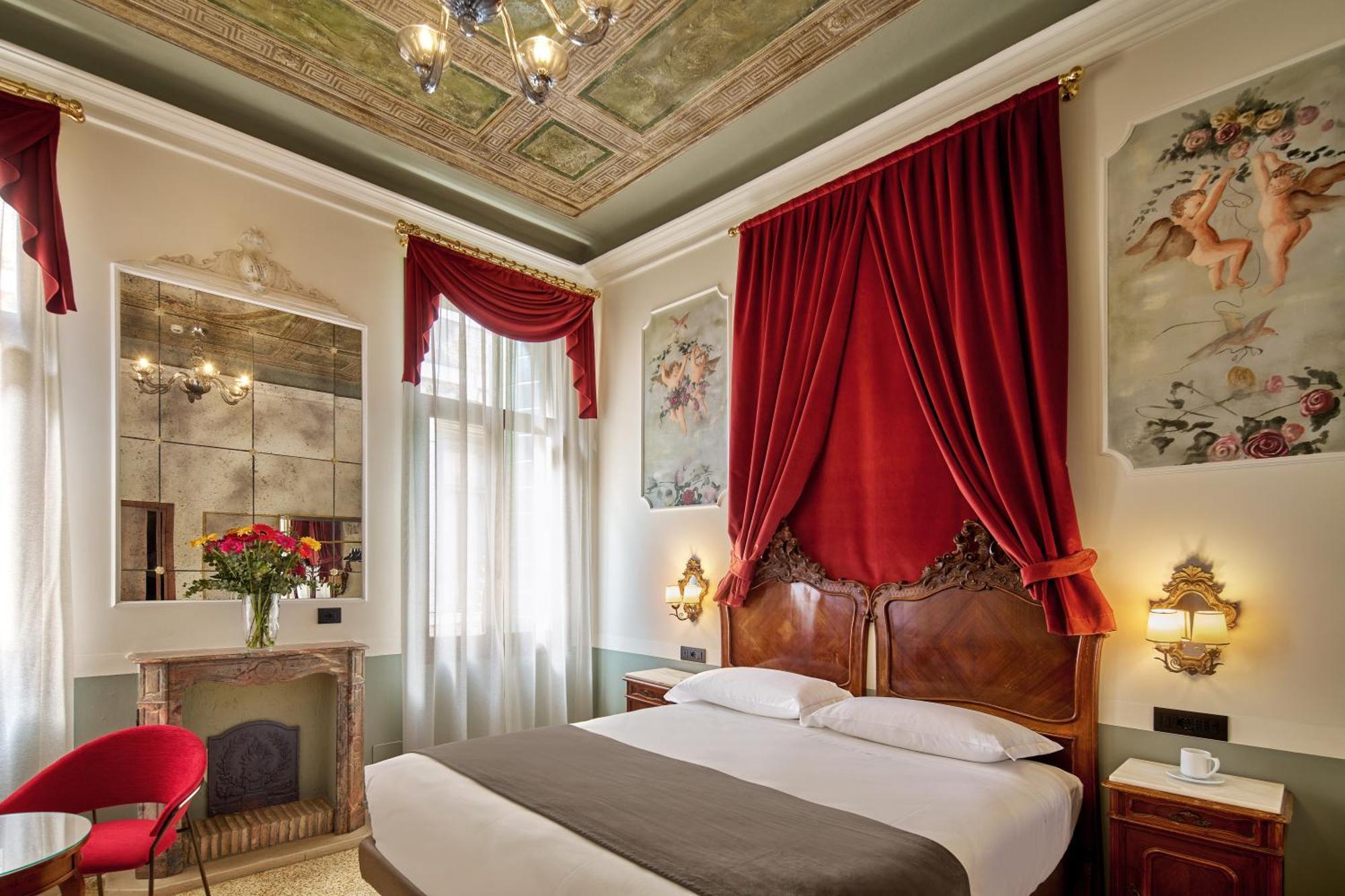 Unahotels Ala Venezia-Adults 16 Veneza Exterior foto